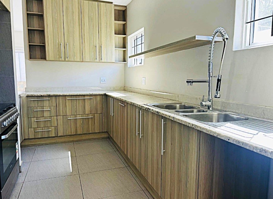  Bedroom Property for Sale in Berea Eastern Cape